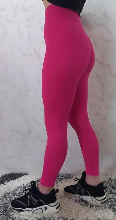 Leggings, Bike shorts: Ženske sportske helanke – visok struk, “scrunch” efekat - Boja at lalafo.rs — 2 Leggings, Bike shorts: Ženske sportske helanke – visok struk, “scrunch” efekat - Boja — 2