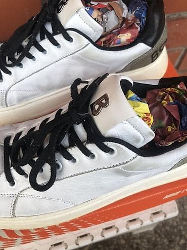 Bogner patike – bele kožne lifestyle/sneakers patike sa crnim pertlama at lalafo.rs — 7 Bogner patike – bele kožne lifestyle/sneakers patike sa crnim pertlama — 7