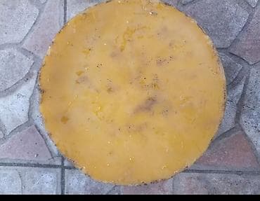 Pogača od voska, težina 1,4 kg at lalafo.rs — 2 Pogača od voska, težina 1,4 kg — 2