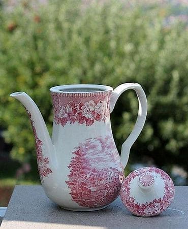 Antiques: Red transferware H Aynsley & Co England's Heritage ORIGINAL. Made at lalafo.rs — 2 Antiques: Red transferware H Aynsley & Co England's Heritage ORIGINAL. Made — 2