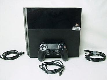 Electronics: U ponudi je Sony PlayStation 4 (FAT) konzola. Odlično je očuvana i at lalafo.rs — 8 Electronics: U ponudi je Sony PlayStation 4 (FAT) konzola. Odlično je očuvana i — 8