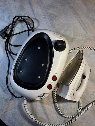 Pegla sa parnom stanicom – slabo korišćena Potpuno ispravna. Moguće na lalafo.rs Pegla sa parnom stanicom – slabo korišćena Potpuno ispravna. Moguće