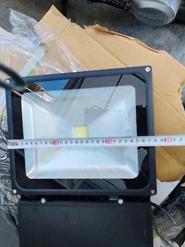 Led reflektor više vrsta sa senzorom pokreta RGB. REFLEKTOR STARA na lalafo.rs — 3 Led reflektor više vrsta sa senzorom pokreta RGB. REFLEKTOR STARA — 3