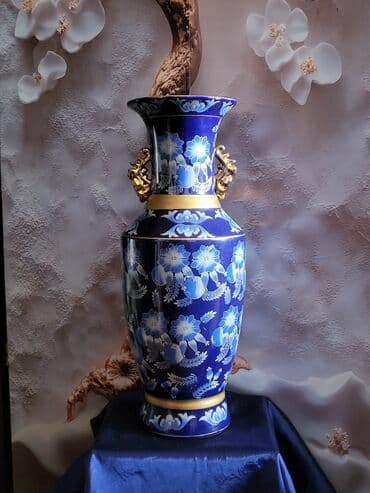 Ostali antikviteti: Kineska vaza,rucno oslikana 1950g+. Porcelanska kineska vaza bez na lalafo.rs Ostali antikviteti: Kineska vaza,rucno oslikana 1950g+. Porcelanska kineska vaza bez