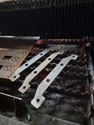 Hammers: Usluzno secenje metala,prohroma,aluminijuma,mesinga po kvalitetnim i at lalafo.rs — 4 Hammers: Usluzno secenje metala,prohroma,aluminijuma,mesinga po kvalitetnim i — 4