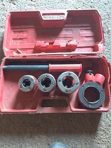 Tool Accessories & Attachments: Set za narezivanje navoja za cevi – u koferu - Ručni narezivač navoja at lalafo.rs — 1 Tool Accessories & Attachments: Set za narezivanje navoja za cevi – u koferu - Ručni narezivač navoja — 1