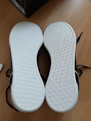 Adidas tenisice – model Hoops 3.0 (etiketa: FW3290) - Boja: crna sa na lalafo.rs — 10 Adidas tenisice – model Hoops 3.0 (etiketa: FW3290) - Boja: crna sa — 10