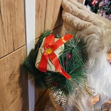 Velika dekorativna figura Deda Mraza - Visoka podna novogodišnja na lalafo.rs — 7 Velika dekorativna figura Deda Mraza - Visoka podna novogodišnja — 7