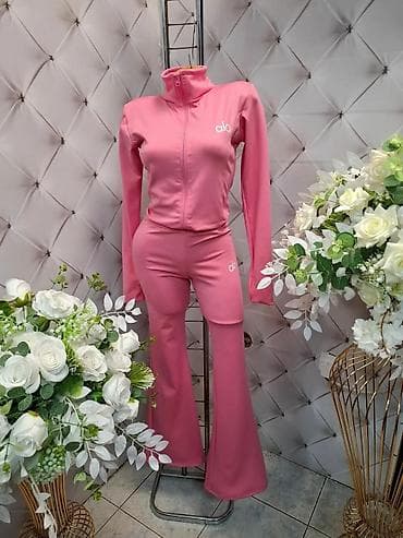 Women's Clothing: Damski komplet – trenerka sa bluzom na rajsferšlus i zvonastim at lalafo.rs — 1 Women's Clothing: Damski komplet – trenerka sa bluzom na rajsferšlus i zvonastim — 1