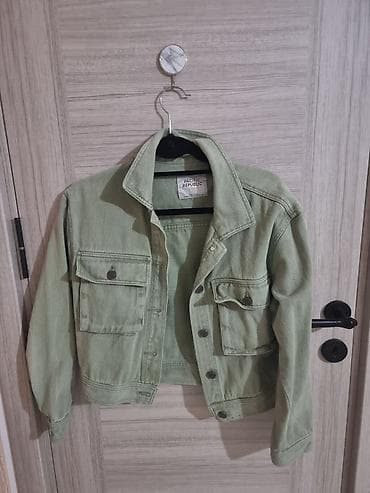 Ženska teksas jakna Pull&Bear – Pacific Republic kolekcija - na lalafo.rs Ženska teksas jakna Pull&Bear – Pacific Republic kolekcija -