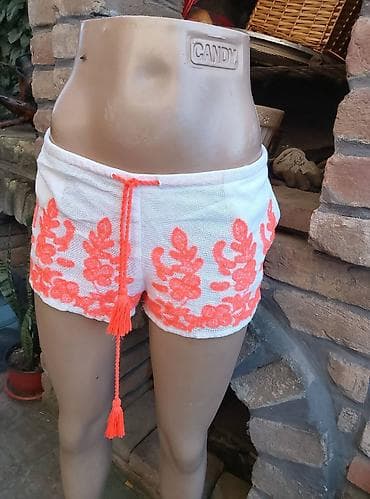 Calcedonia sorc vel M, L RASPRODAJA Naznaceno S ali je veci struk po na lalafo.rs — 1 Calcedonia sorc vel M, L RASPRODAJA Naznaceno S ali je veci struk po — 1