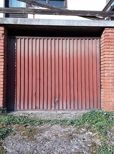 Izdajem garazu pored OS"Jovan Cvijic" 100 metara od Valjevskog puta na lalafo.rs Izdajem garazu pored OS"Jovan Cvijic" 100 metara od Valjevskog puta