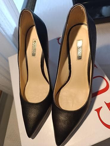 Guess 38 par puta obuvene. Kožne na lalafo.rs — 1 Guess 38 par puta obuvene. Kožne — 1