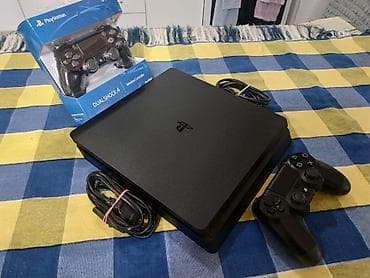 Sony PlayStation 4 Slim konzola + 2 DualShock 4 kontrolera + 10-30 na lalafo.rs Sony PlayStation 4 Slim konzola + 2 DualShock 4 kontrolera + 10-30