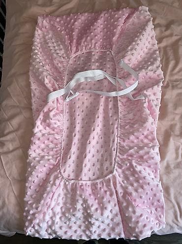 2 Presvlake za podlogu za presvlacenje bebe na lalafo.rs — 1 2 Presvlake za podlogu za presvlacenje bebe — 1