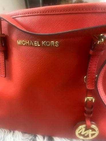 cista koza broj: Michael Kors torba – crvena tote/šoper silueta - Materijal na lalafo.rs — 3 cista koza broj: Michael Kors torba – crvena tote/šoper silueta - Materijal — 3