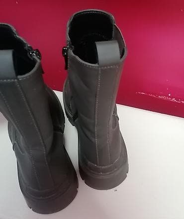 Kao nove, preudobne
Nepromočive
Br 38
Boja Maslinasto zelena na lalafo.rs — 3 Kao nove, preudobne
Nepromočive
Br 38
Boja Maslinasto zelena — 3