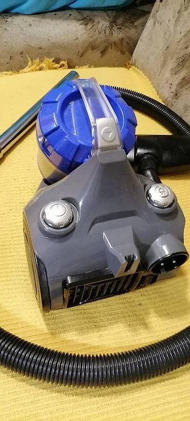 VIVAX usisivač bez kese – model VCC-7008 - Snaga motora: 700 W - na lalafo.rs — 8 VIVAX usisivač bez kese – model VCC-7008 - Snaga motora: 700 W - — 8