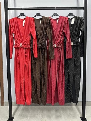 💫Elegantna duga haljina sa sitnim tačkicama
2999 din na lalafo.rs — 4 💫Elegantna duga haljina sa sitnim tačkicama
2999 din — 4