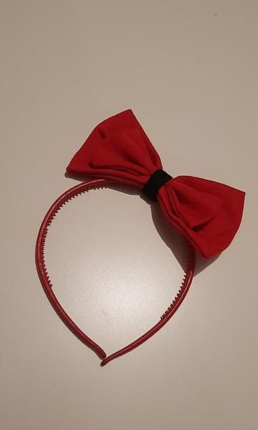 Accessories: Rajf za kosu sa mašnama. Crno/zlatna kombinacija, luj viton/crna 2x at lalafo.rs — 5 Accessories: Rajf za kosu sa mašnama. Crno/zlatna kombinacija, luj viton/crna 2x — 5