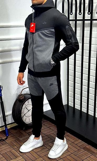 Trenerka Nike, bоја - Šareno na lalafo.rs Trenerka Nike, bоја - Šareno