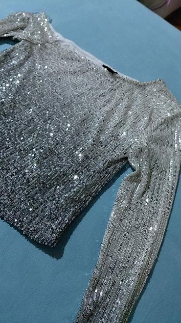 🌠 NEW YORKER Svetlucava majica🪐
Odgovara S i M Veličini na lalafo.rs — 1 🌠 NEW YORKER Svetlucava majica🪐
Odgovara S i M Veličini — 1