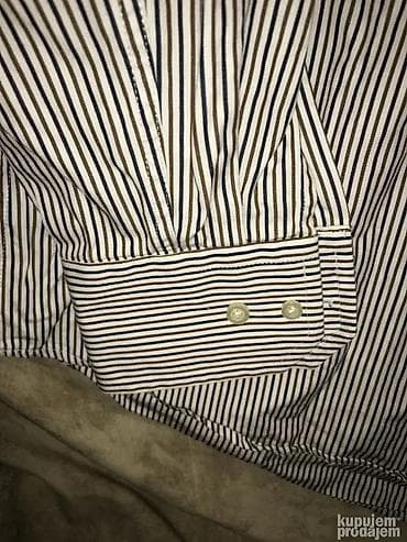 Original VALENTINO kosulja L KAO NOVE 100% extra fine cotton Ramena na lalafo.rs — 4 Original VALENTINO kosulja L KAO NOVE 100% extra fine cotton Ramena — 4