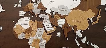 Antique Decor: Mapa sveta sa podlogom akcija Mapa je izrađena iz delovoa sa 3D at lalafo.rs — 3 Antique Decor: Mapa sveta sa podlogom akcija Mapa je izrađena iz delovoa sa 3D — 3