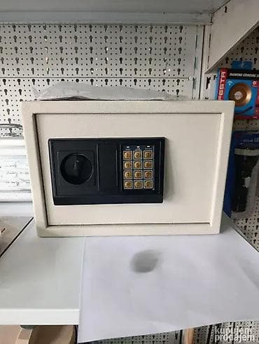 Sef sa šifrom: 17.000 din
Fiksno
Zamena moguća na lalafo.rs — 8 Sef sa šifrom: 17.000 din
Fiksno
Zamena moguća — 8