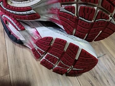 SNIŽENO!!Original New Balance patike br.41. bez nedostataka.!! na lalafo.rs — 4 SNIŽENO!!Original New Balance patike br.41. bez nedostataka.!! — 4