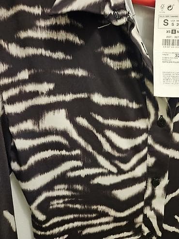Nova ZARA košulja sa animal printom (crno-beli zebra dezen) - Model na lalafo.rs — 5 Nova ZARA košulja sa animal printom (crno-beli zebra dezen) - Model — 5