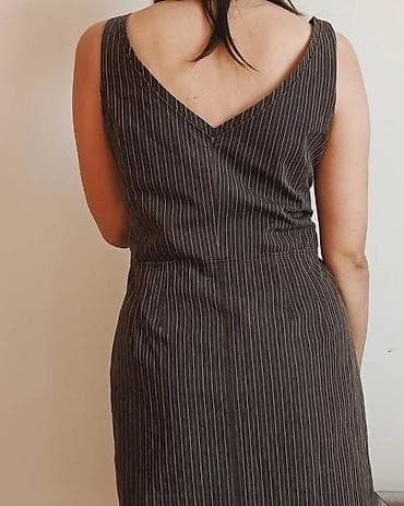 Klasična elegantna haljina Hugo Boss. Prilagođeni kroj stvara nežnu na lalafo.rs — 3 Klasična elegantna haljina Hugo Boss. Prilagođeni kroj stvara nežnu — 3