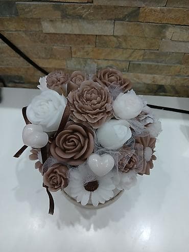 Dekorativni aranžman – buket od parafina u kutiji - Elegantna okrugla na lalafo.rs — 2 Dekorativni aranžman – buket od parafina u kutiji - Elegantna okrugla — 2