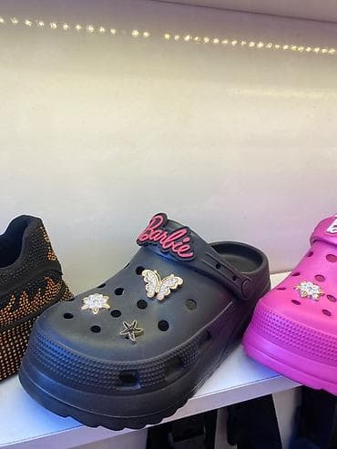 Slippers 38, color - Black at lalafo.rs — 2 Slippers 38, color - Black — 2