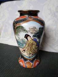 Other: Vaza 1950g+ Royal Satauma rucno oslikana,24-na pozlata. Japanska at lalafo.rs — 3 Other: Vaza 1950g+ Royal Satauma rucno oslikana,24-na pozlata. Japanska — 3