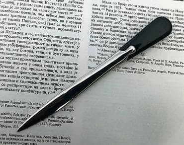 Elegantni Nož za Pisma sa Bakelitnom drškom. Elegantni Vintage otvarač na lalafo.rs Elegantni Nož za Pisma sa Bakelitnom drškom. Elegantni Vintage otvarač