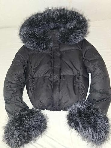 Zimska ženska jakna sa krznom - Boja: crna - Model: kraći na lalafo.rs Zimska ženska jakna sa krznom - Boja: crna - Model: kraći