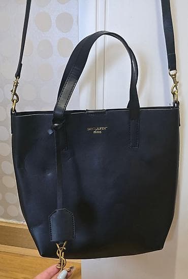 YSL Saint Laurent tote toy shopping torba. Velika, prostrana, crna at lalafo.rs YSL Saint Laurent tote toy shopping torba. Velika, prostrana, crna