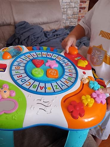 Ovaj interaktivni sto za aktivnosti dizajniran je da zabavi i edukuje na lalafo.rs — 9 Ovaj interaktivni sto za aktivnosti dizajniran je da zabavi i edukuje — 9