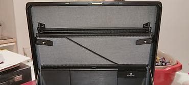 SAMSONITE poslovna akt-tašna sa šifrom – nekorišćena - Klasičan na lalafo.rs — 4 SAMSONITE poslovna akt-tašna sa šifrom – nekorišćena - Klasičan — 4