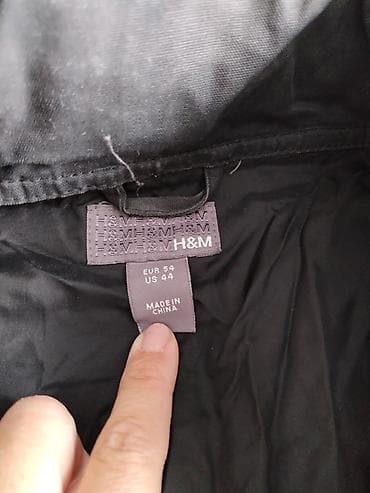 H&M muška jakna, crna - Veličina: EUR 54 / US 44 (etiketa na na lalafo.rs — 2 H&M muška jakna, crna - Veličina: EUR 54 / US 44 (etiketa na — 2