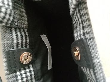 Other: Mini torba sa kariranim dezenom (siva/crna/bela) - Materijal: meka at lalafo.rs — 5 Other: Mini torba sa kariranim dezenom (siva/crna/bela) - Materijal: meka — 5