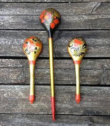 Antiques: TRI ručno slikane DRVENE kašike do 35 cm. Tri velike (poledajte metar at lalafo.rs — 2 Antiques: TRI ručno slikane DRVENE kašike do 35 cm. Tri velike (poledajte metar — 2