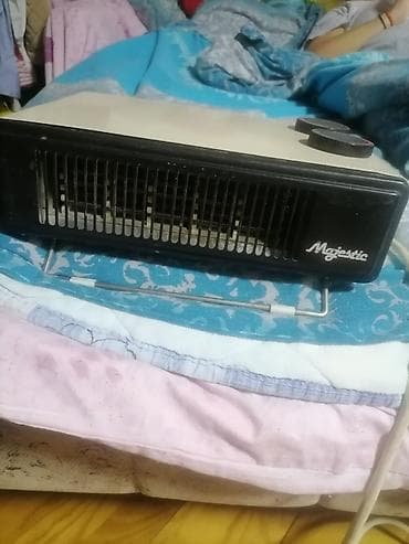 Irons: Grejalica duvaljka MAŽESTIK metalnog okvira 2000w ispravna at lalafo.rs — 9 Irons: Grejalica duvaljka MAŽESTIK metalnog okvira 2000w ispravna — 9