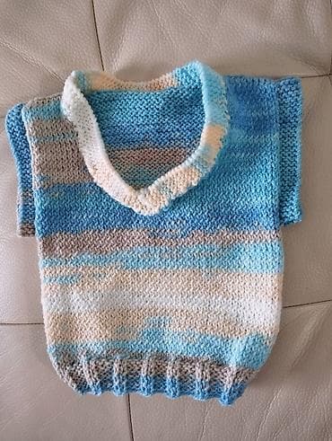 Paket dečiji prsluci 4 kom sve za 1600 din, novi, ručno pleteni vel 2 na lalafo.rs — 9 Paket dečiji prsluci 4 kom sve za 1600 din, novi, ručno pleteni vel 2 — 9