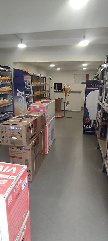 Produžni kablovi, produžni kablovi na motalici 1. Produžni kabel 10 m na lalafo.rs — 7 Produžni kablovi, produžni kablovi na motalici 1. Produžni kabel 10 m — 7