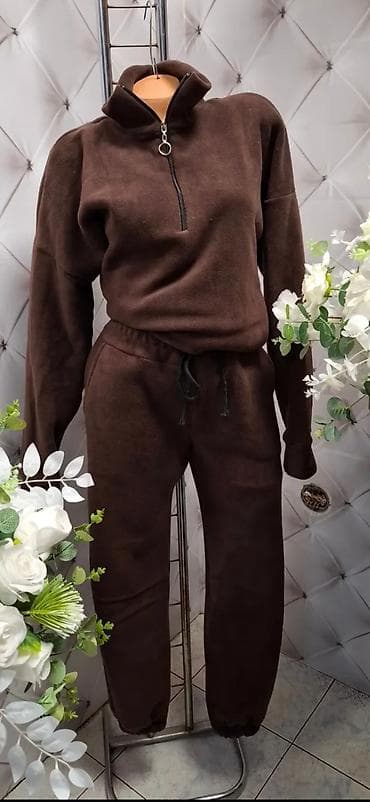 Women's Sweatsuits: 2900 topli cebasti komplet at lalafo.rs — 2 Women's Sweatsuits: 2900 topli cebasti komplet — 2