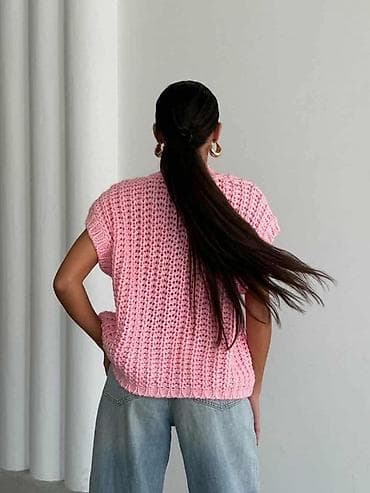 🔥Pleten prsluk bez rukava – oversized kroj - Model: debelo pletivo sa na lalafo.rs — 4 🔥Pleten prsluk bez rukava – oversized kroj - Model: debelo pletivo sa — 4