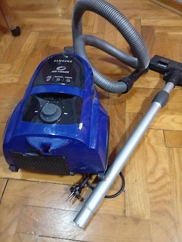 Irons: Samsung usisivač bez kese – Air Track ciklonska tehnologija - Tip at lalafo.rs — 7 Irons: Samsung usisivač bez kese – Air Track ciklonska tehnologija - Tip — 7