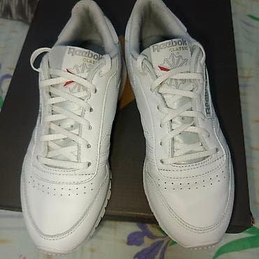 Reebok classic patike . vel 37 na lalafo.rs — 5 Reebok classic patike . vel 37 — 5